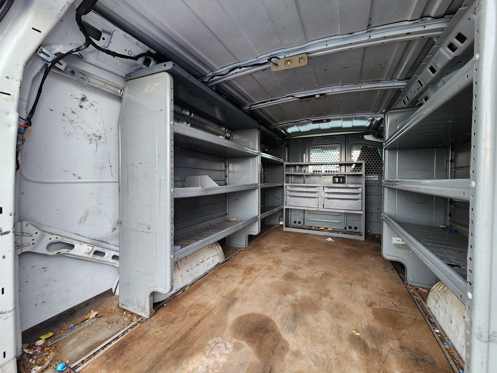 Used 2017 Summit White Chevrolet Work Van image 8