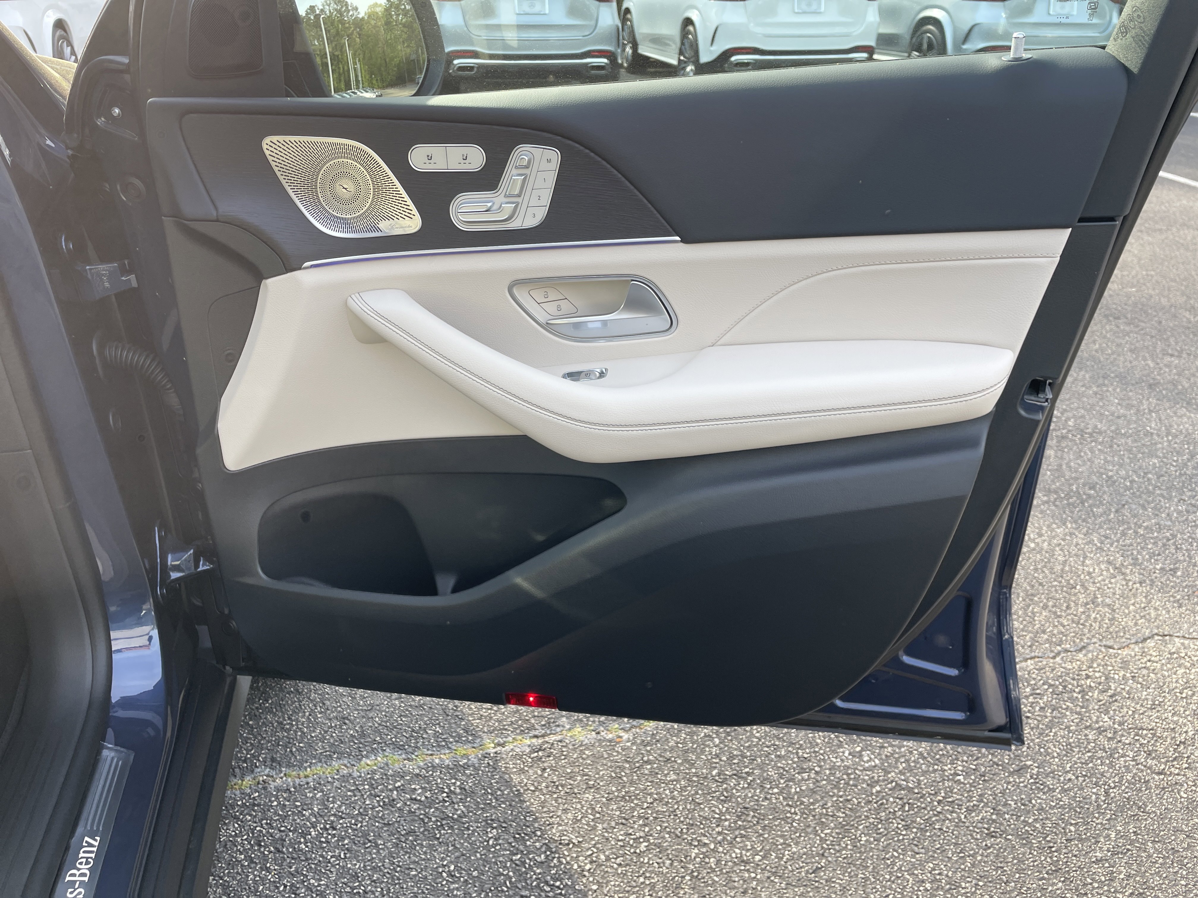 New 2026 Twilight Blue Metallic Mercedes-Benz GLE 350 4MATIC® SUV image 41