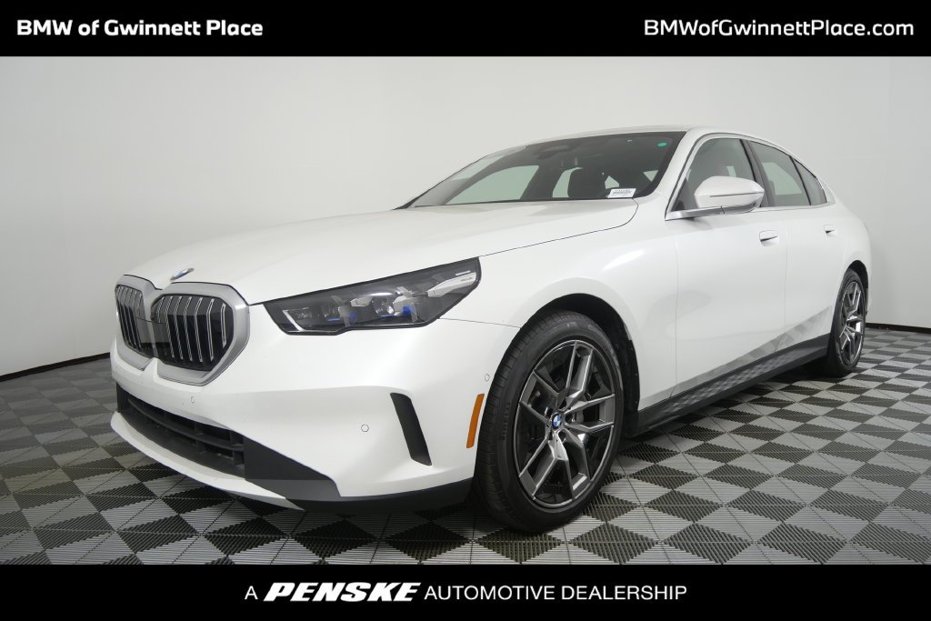 Certified Used 2026 Mineral White Metallic BMW 530i image 1