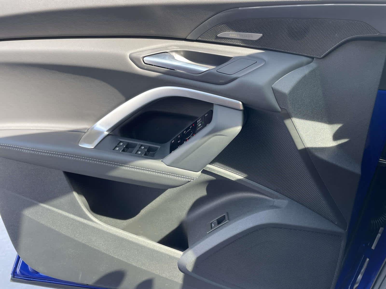 New 2026 6I6I/Blue Audi Premium Plus image 29