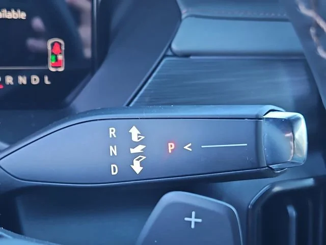 2026 GMC Acadia AT4 - Photo 19