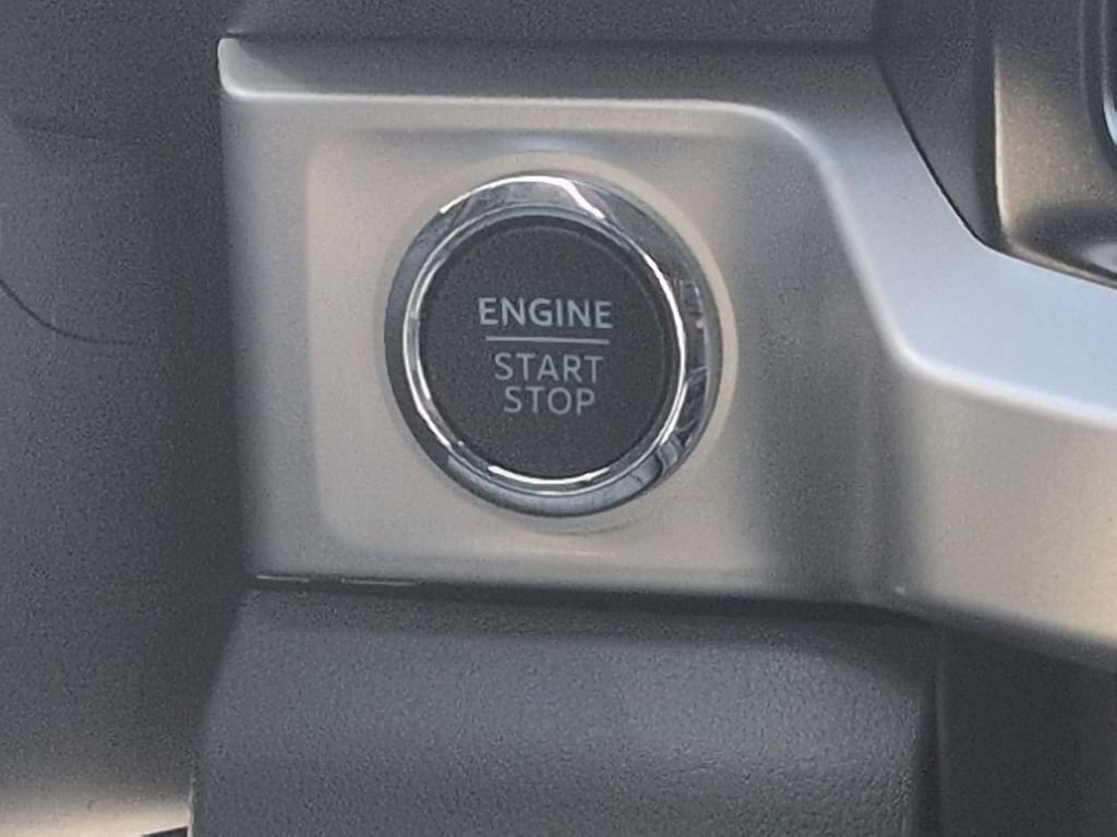 New 2026 Avalanche Ford F-250® XLT image 49