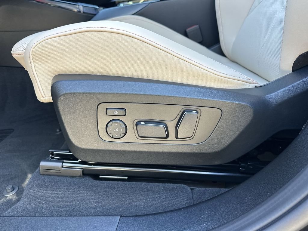 2026 BMW X3 30 - Photo 16