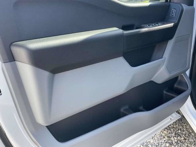 New 2026 Oxford White Ford XL image 10