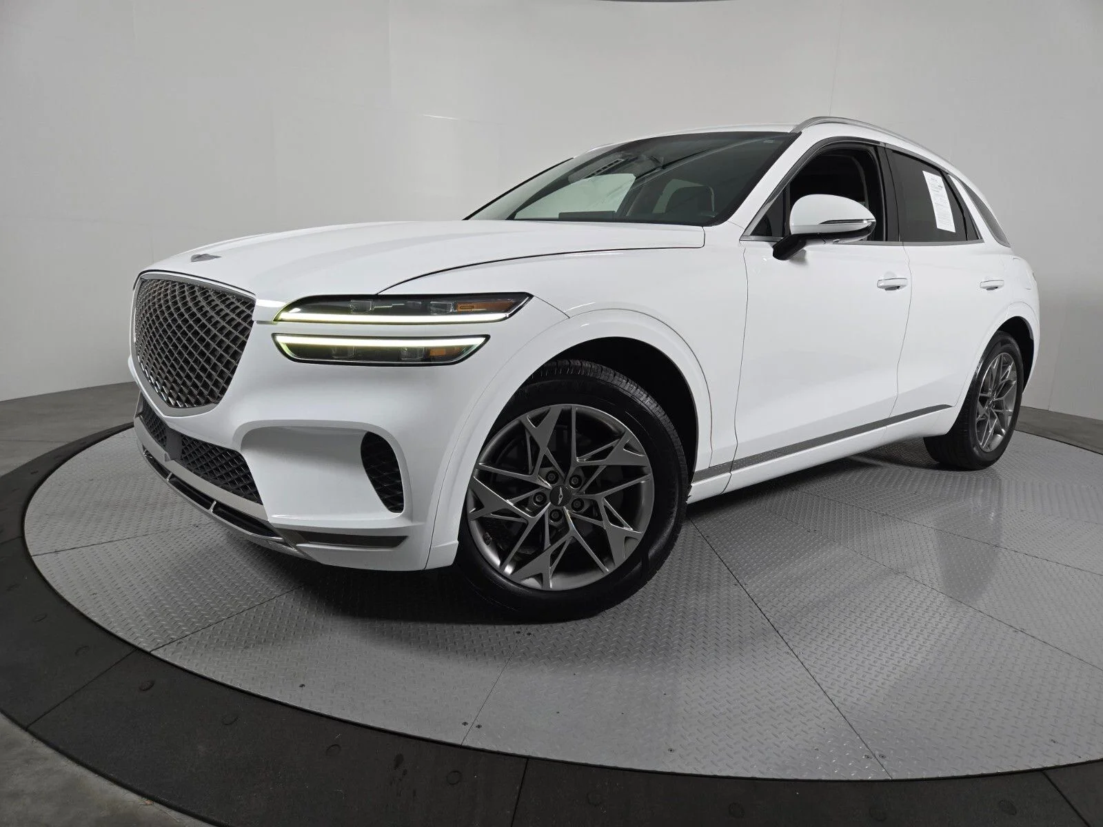 2022 GENESIS GV70 Standard