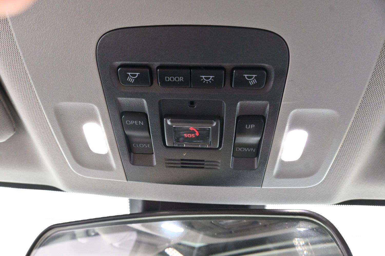 Used 2021 Midnight Black Metallic Toyota SE image 27