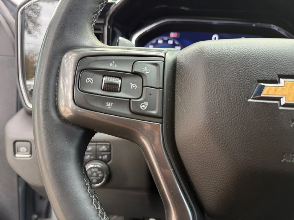 Used 2024 Gray Chevrolet High Country image 24