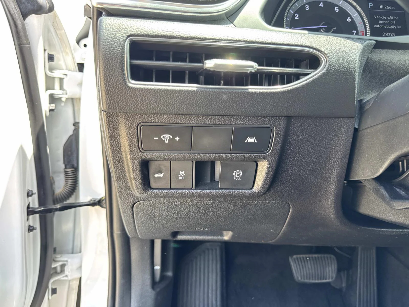 Used 2023 White Hyundai SEL image 20