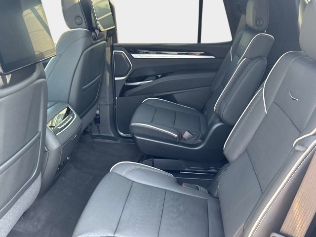 2026 Cadillac Escalade Sport - Photo 17