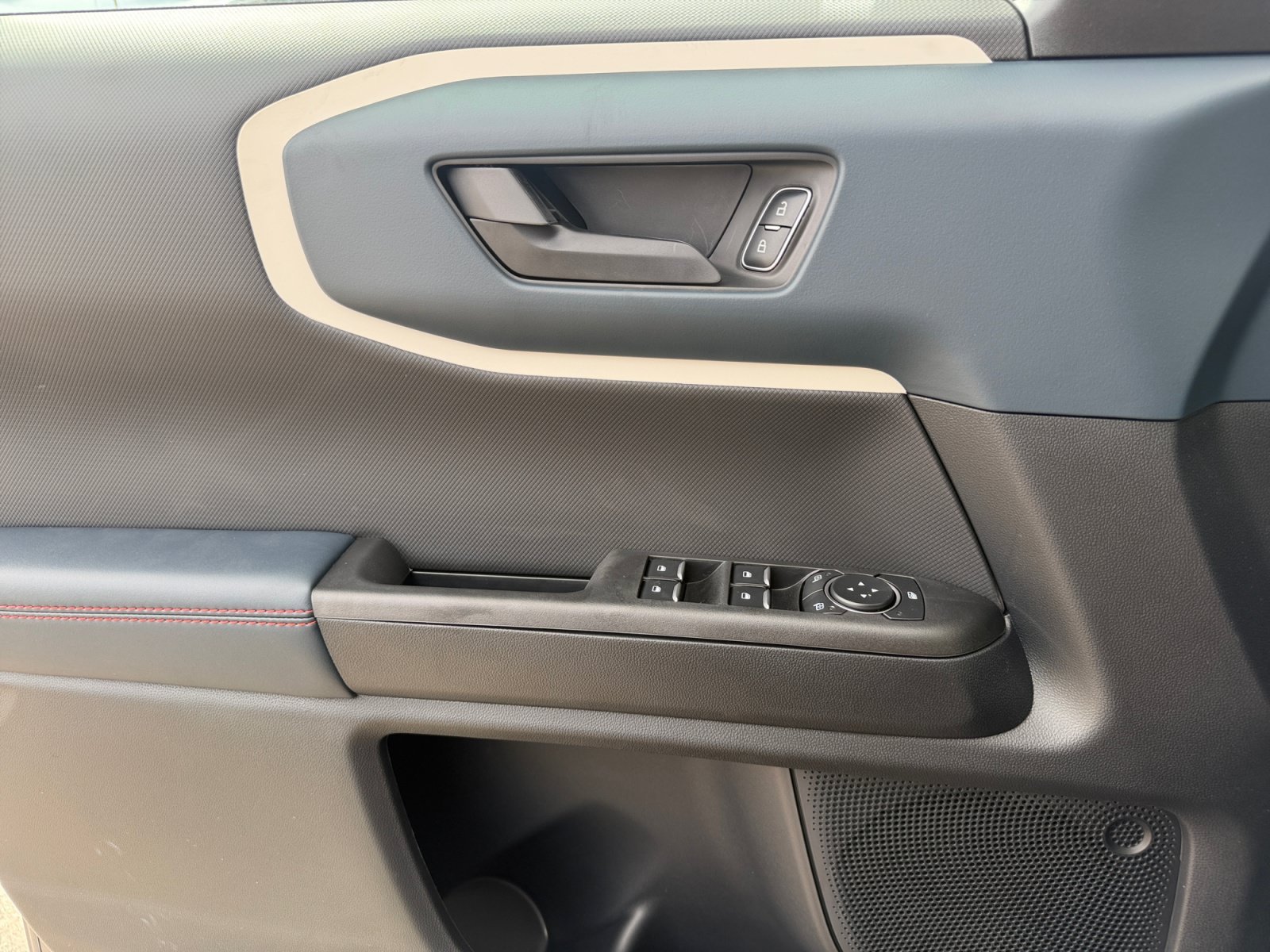 New 2026 Carbonized Gray Metallic Ford Heritage image 17