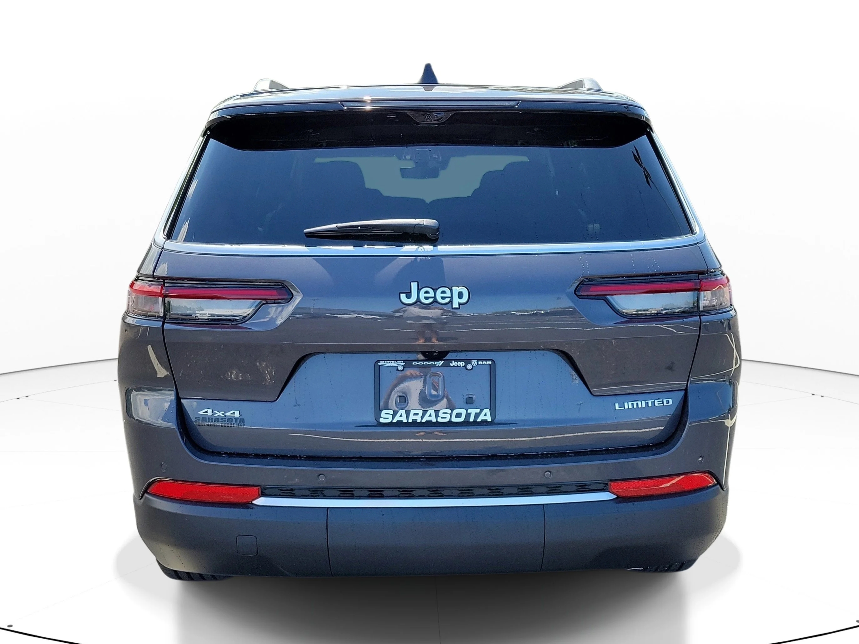 New 2026 Baltic Gray Metallic Clearcoat Jeep Limited image 5