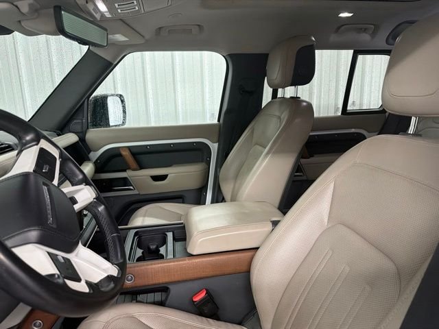 Used 2020 Fuji White Land Rover HSE image 11