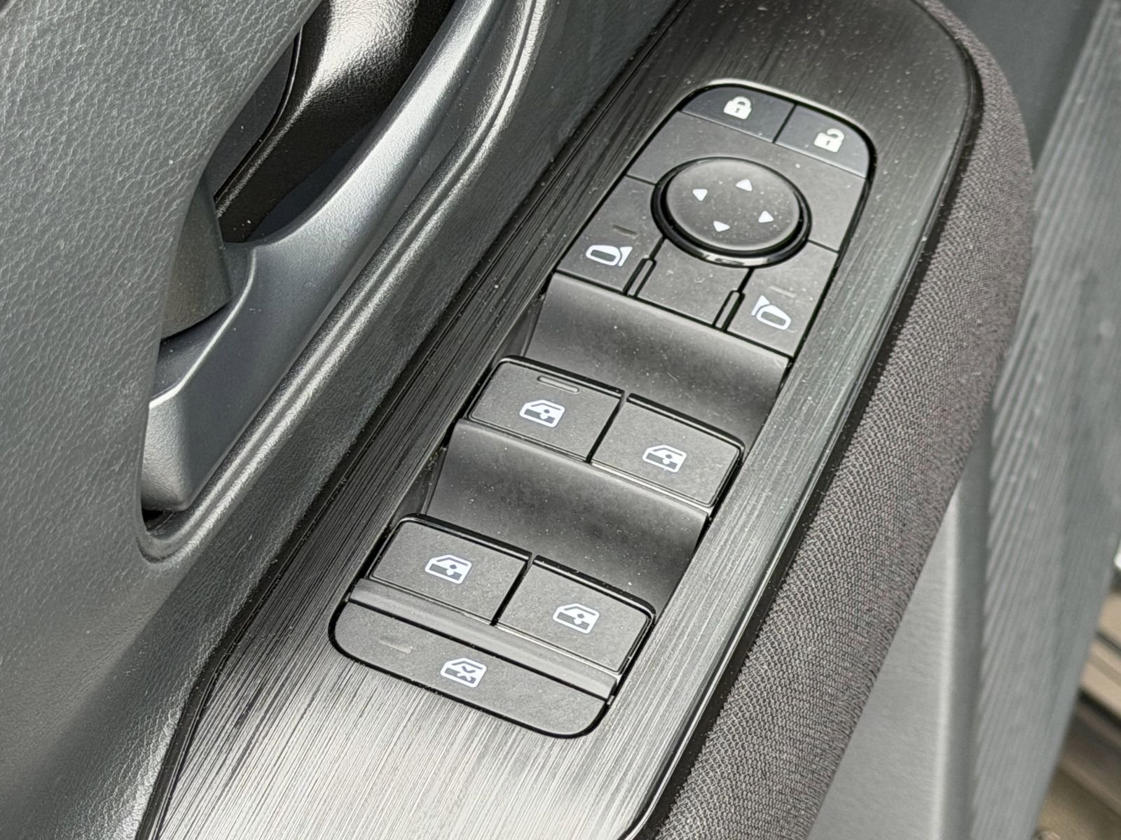 New 2026 Gray Nissan S image 16