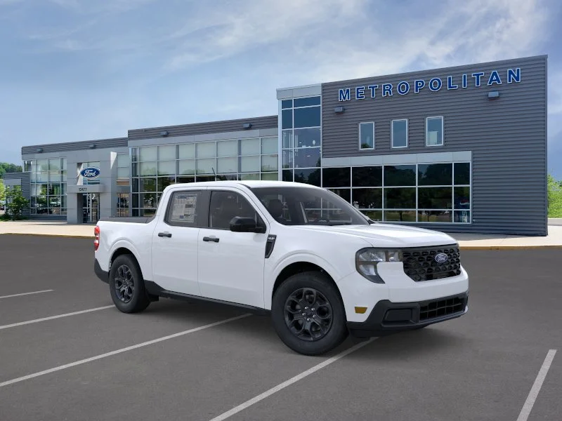 New 2026 Oxford White Ford XLT image 7