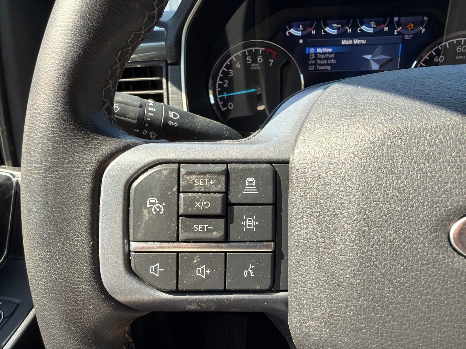 Used 2023 Silver Ford XLT image 18
