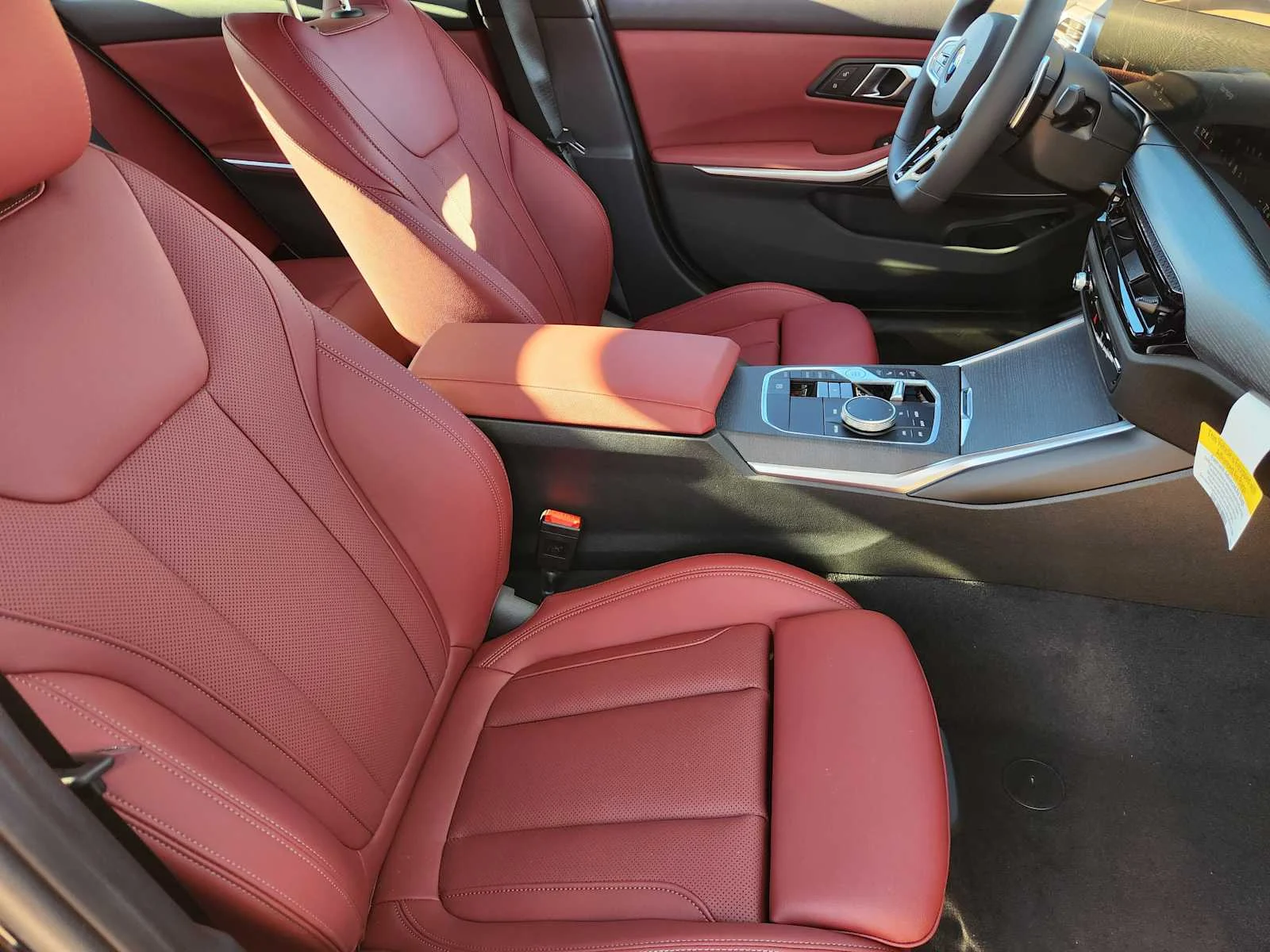 New 2026 Black Sapphire Metallic BMW 330i NA image 5