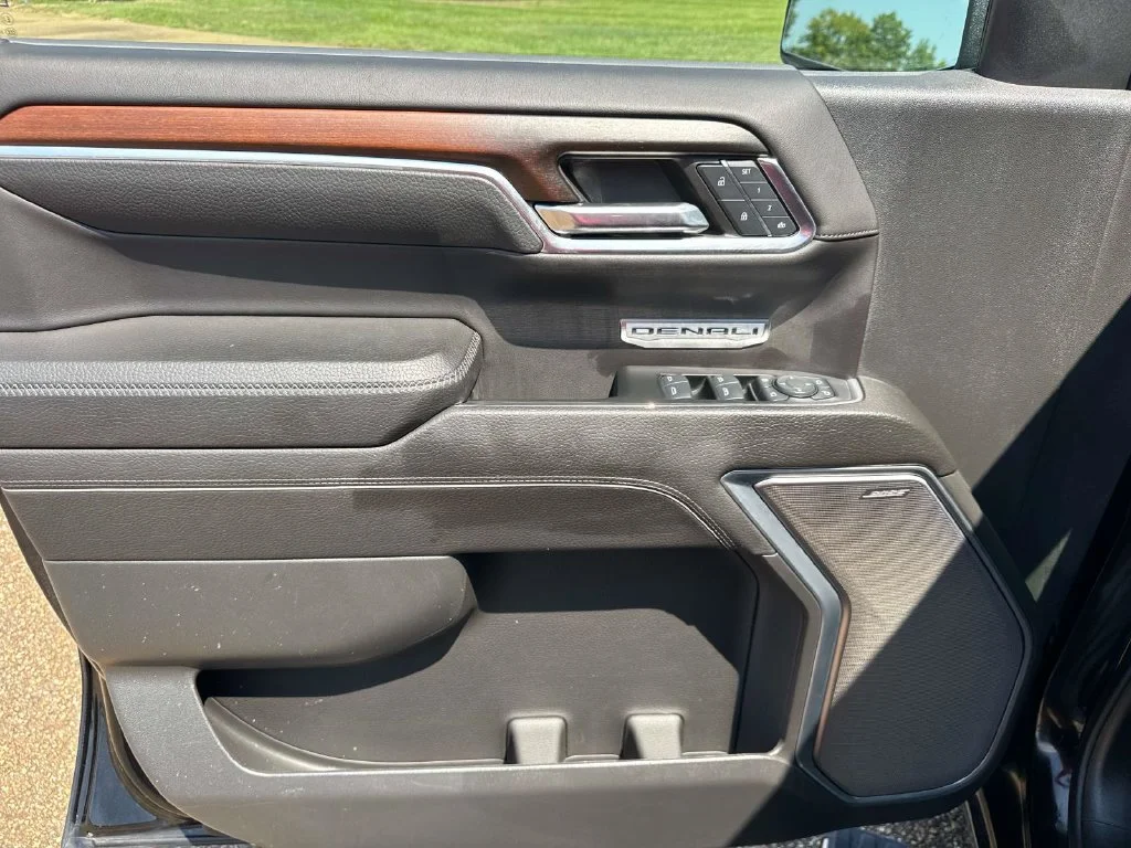 Used 2024 Black GMC Denali image 30