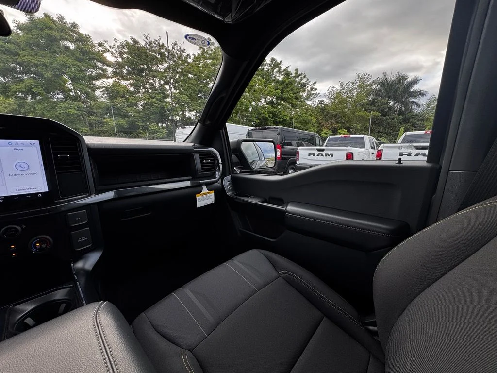 Used 2024  Ford STX image 19