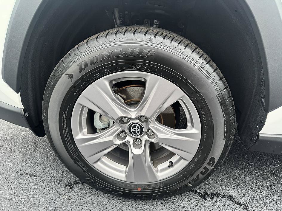Certified Used 2025 Ice Cap Toyota XLE image 27