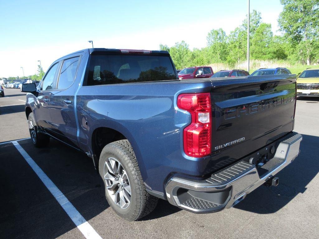 Used 2023 Blue Metallic Chevrolet LT image 10