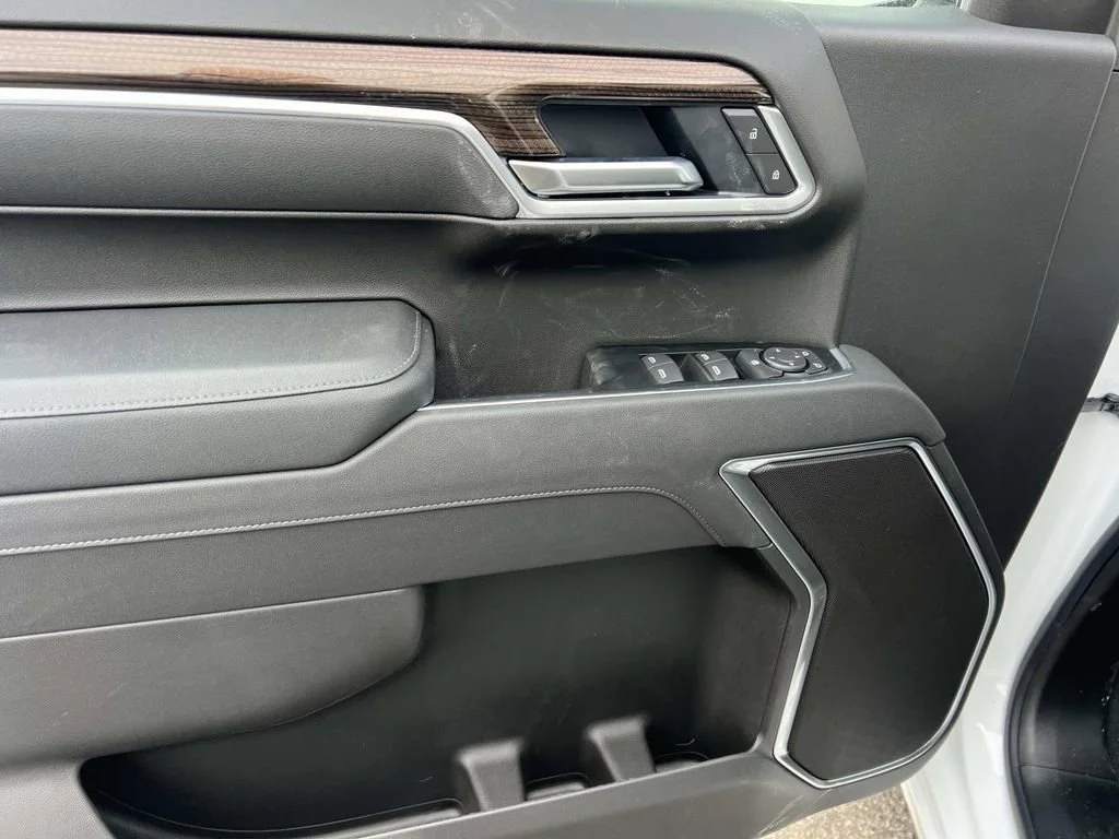 2026 Chevrolet Silverado 1500 LT - Photo 10