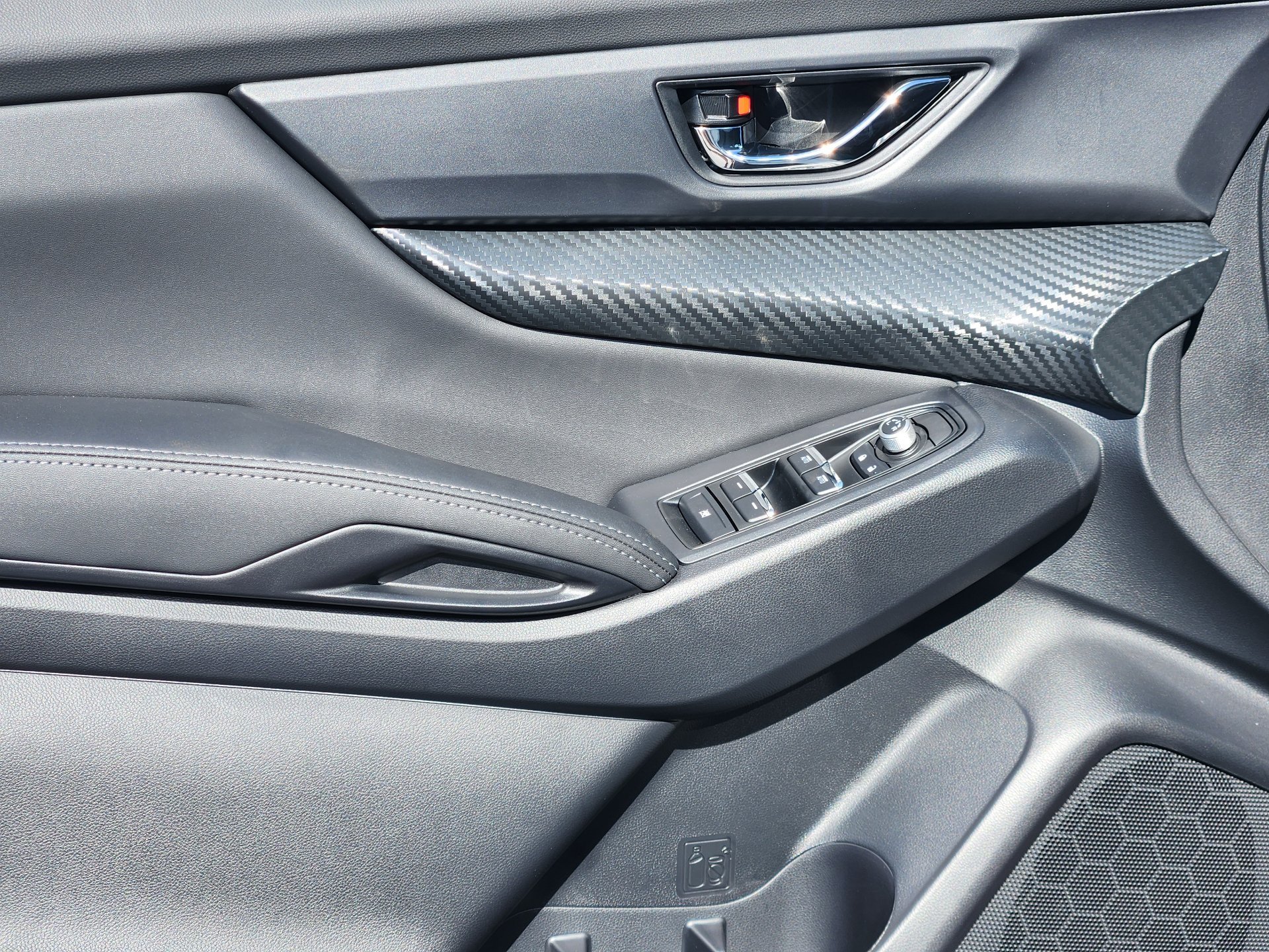 New 2026 CRYSTAL WHITE PEARL Subaru Premium 7-Passenger image 18