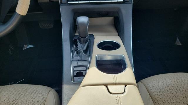 Certified Used 2019 BROWNSTONE Toyota  image 15