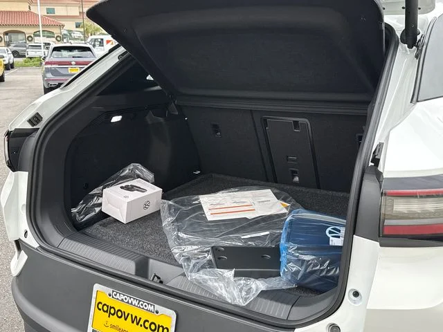 New 2026 Opal White Pearl Volkswagen Pro S image 16