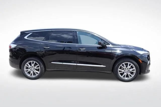 Used 2023 Ebony Twilight Metallic Buick Essence image 13
