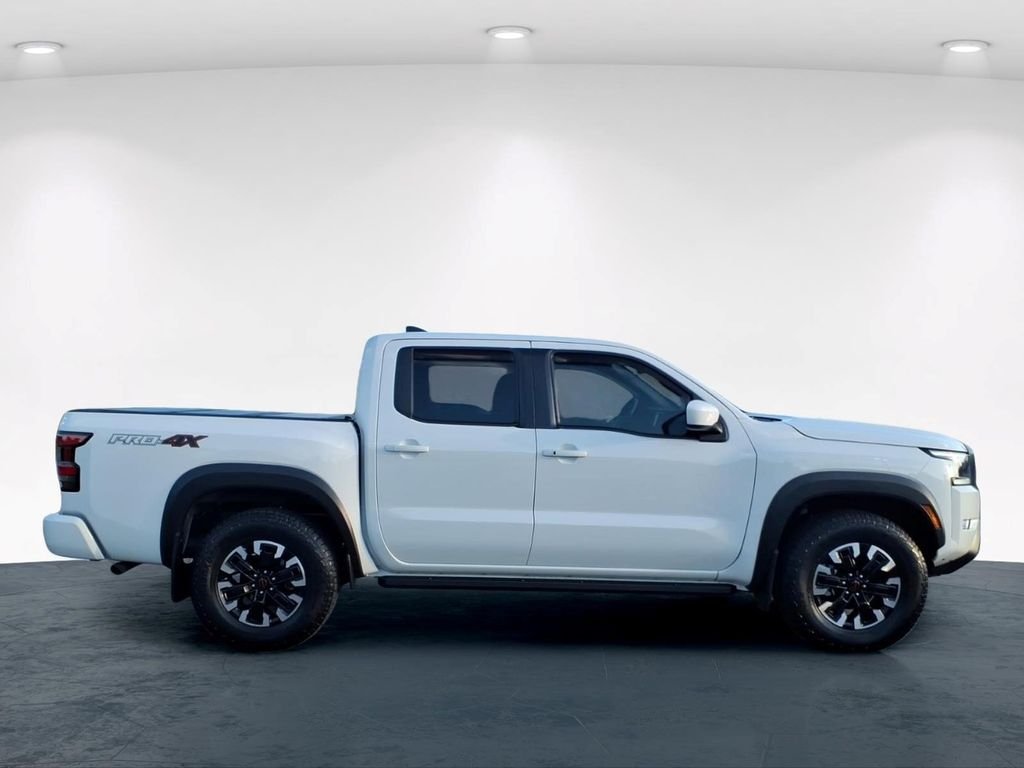 Used 2024 White Nissan PRO-4X image 7
