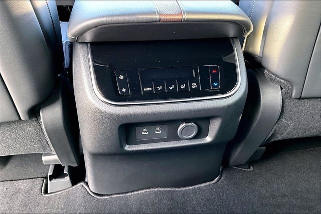 New 2026 Nissan Armada SL 4D Sport Utility