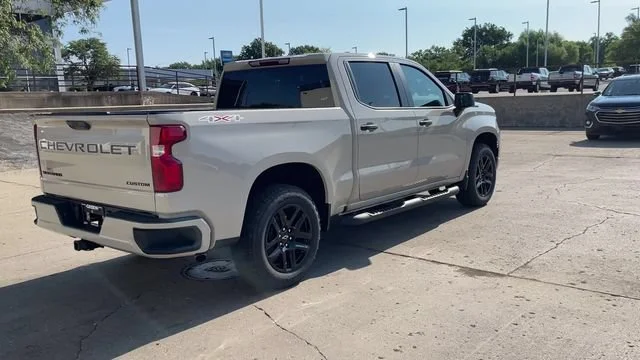2026 Chevrolet Silverado 1500 Custom - Photo 8