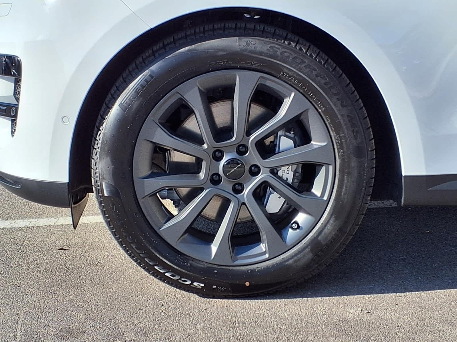 2026 Land Rover Range Rover Sport SE - Photo 8