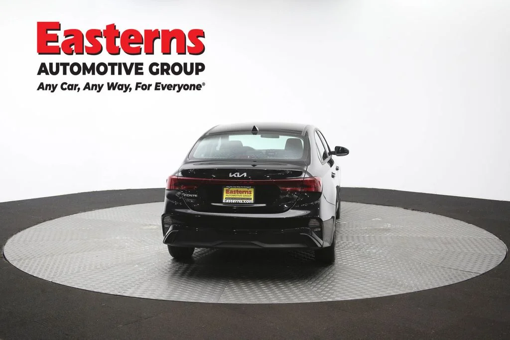 Used 2024 Black Kia LXS image 35