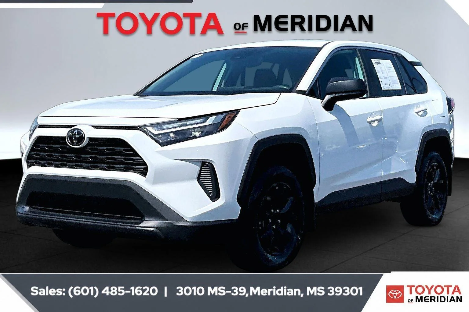 Used 2024 Ice Cap Toyota LE image 10