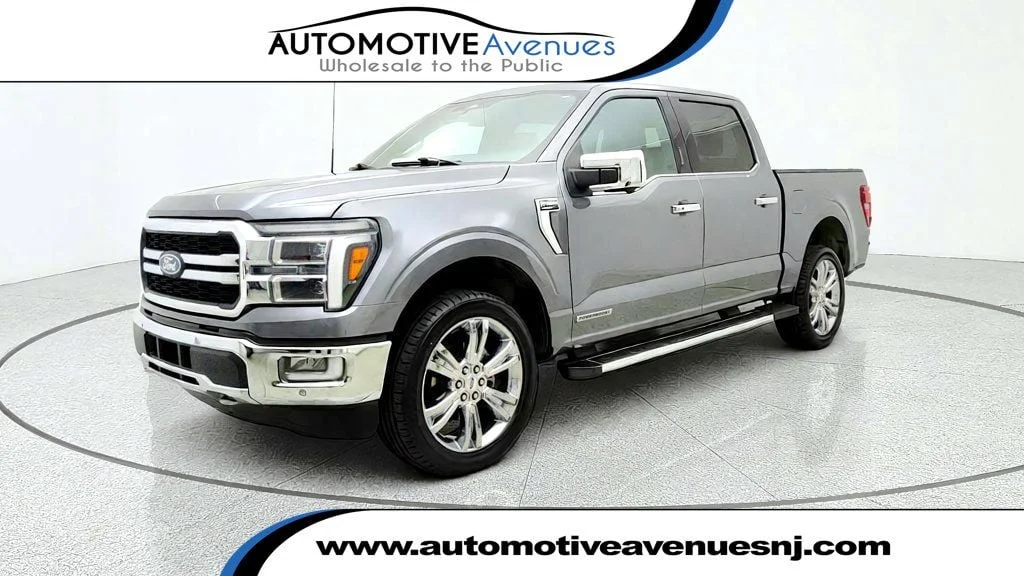 Used 2024 Carbonized Gray Metallic Ford LARIAT 4WD SuperCrew 5.5