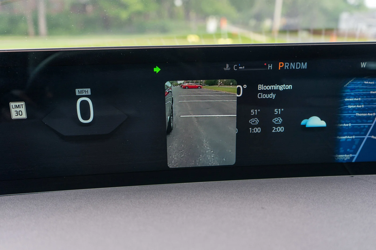 Used 2025 Black Metallic Ford Platinum image 32