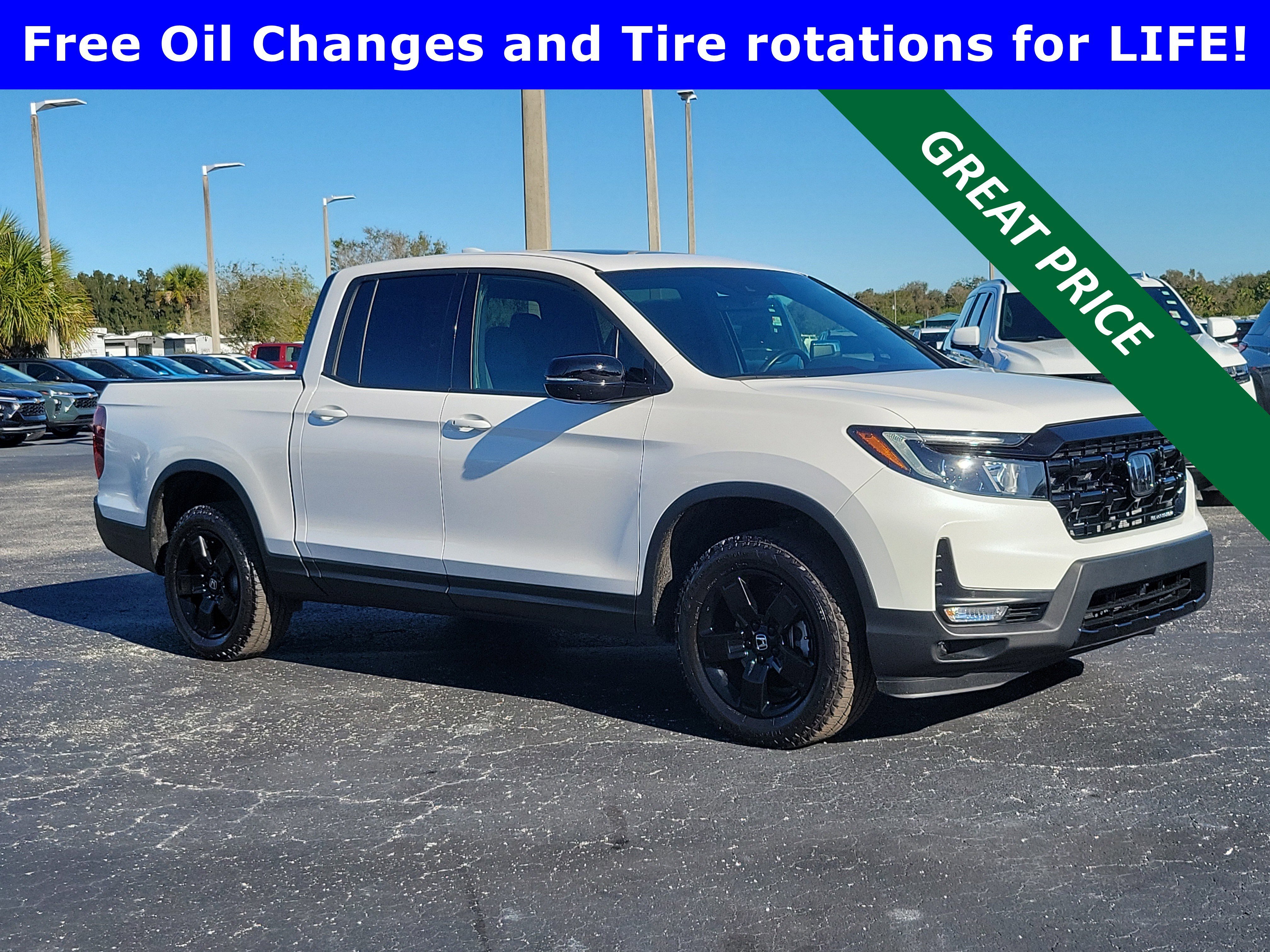 2025 Honda Ridgeline Black Edition's photo