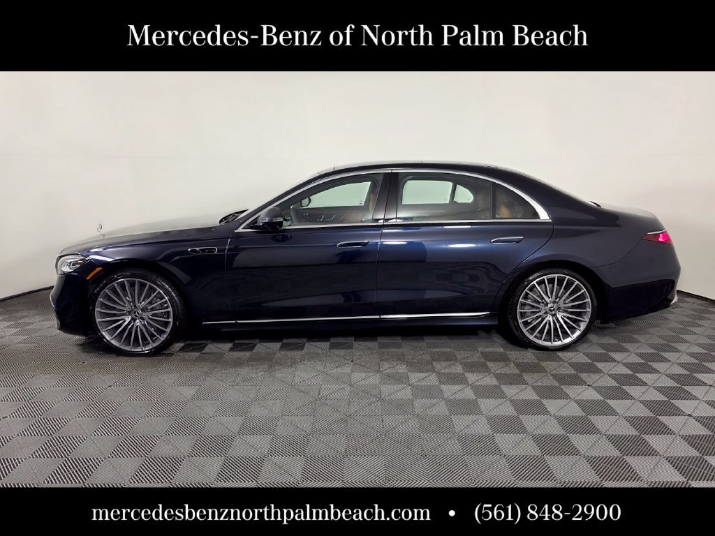 New 2027 Nautical Blue Metallic Mercedes-Benz S 580 image 3