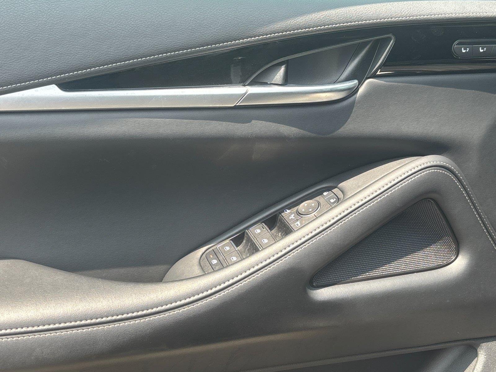 Used 2025 Mineral Black INFINITI PURE image 14