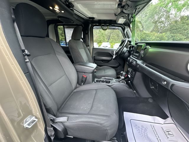 Used 2020 Gator Clearcoat Jeep Sport image 26
