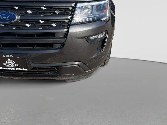 Used 2019 Gray Ford XLT image 10