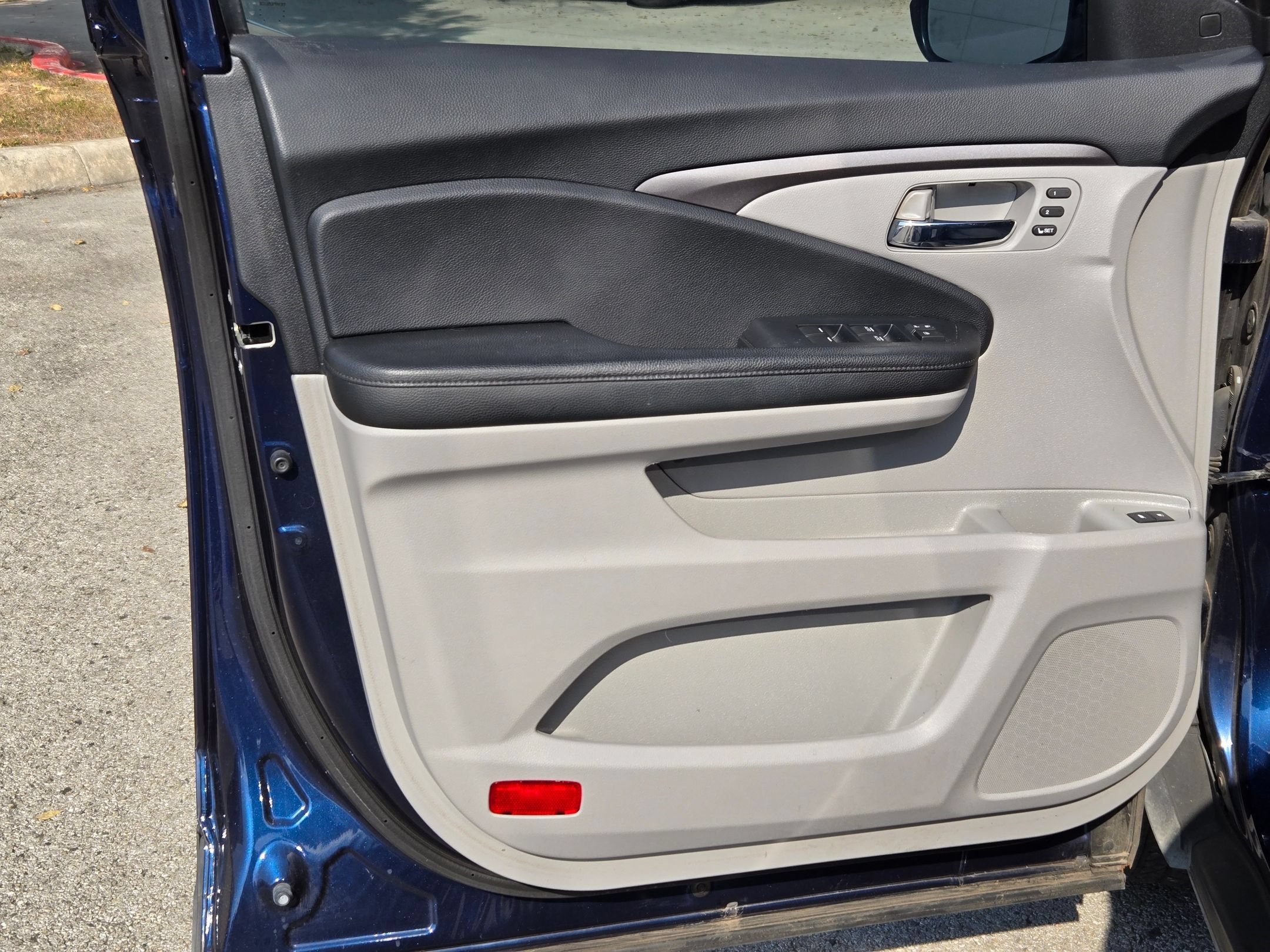 Used 2020 Blue Honda  image 10