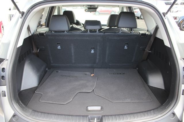Used 2022 Gray Kia EX image 27