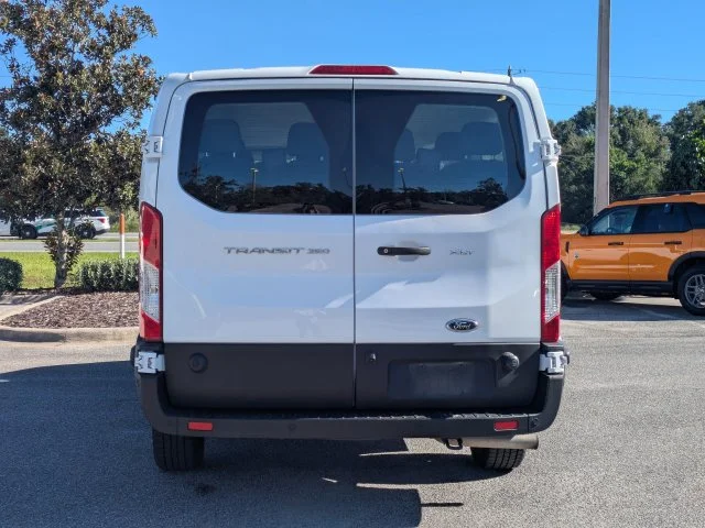 Used 2024 Oxford White Ford XLT image 5