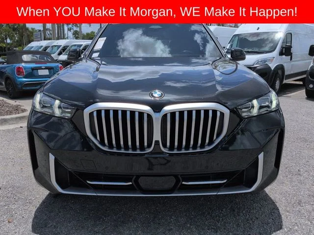Used 2025 Black BMW sDrive40i image 5