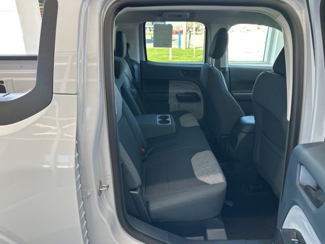 New 2025 Space White Metallic Ford XLT image 34