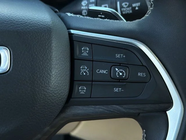 Used 2025 Black Jeep Limited image 27