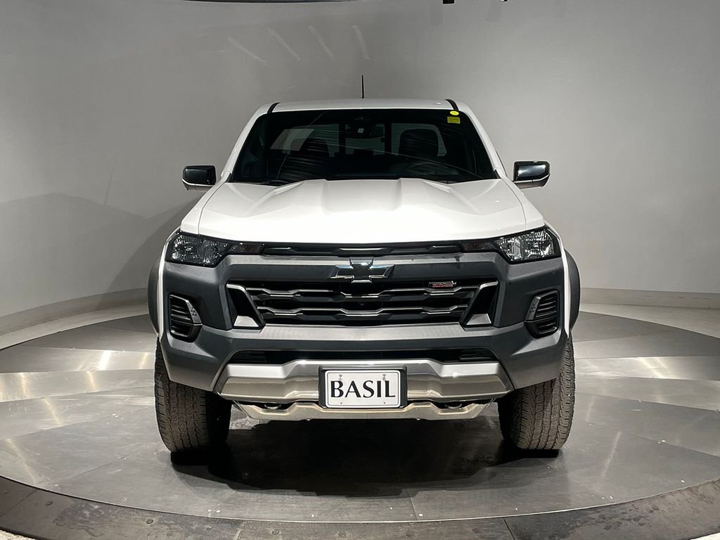 Used 2023 White Chevrolet Trail Boss image 9