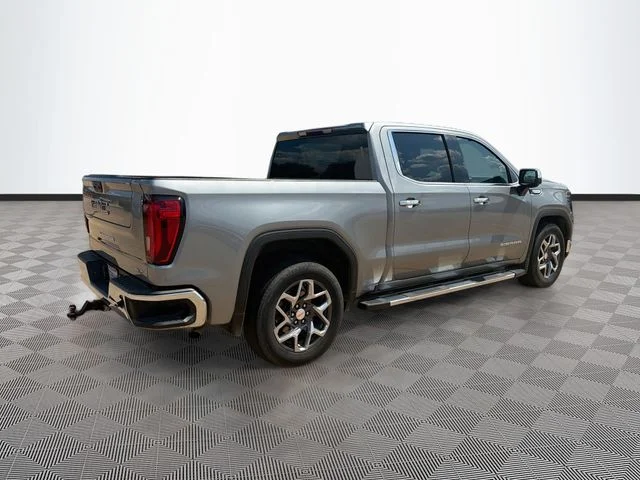 Used 2023 Silver GMC SLT image 5
